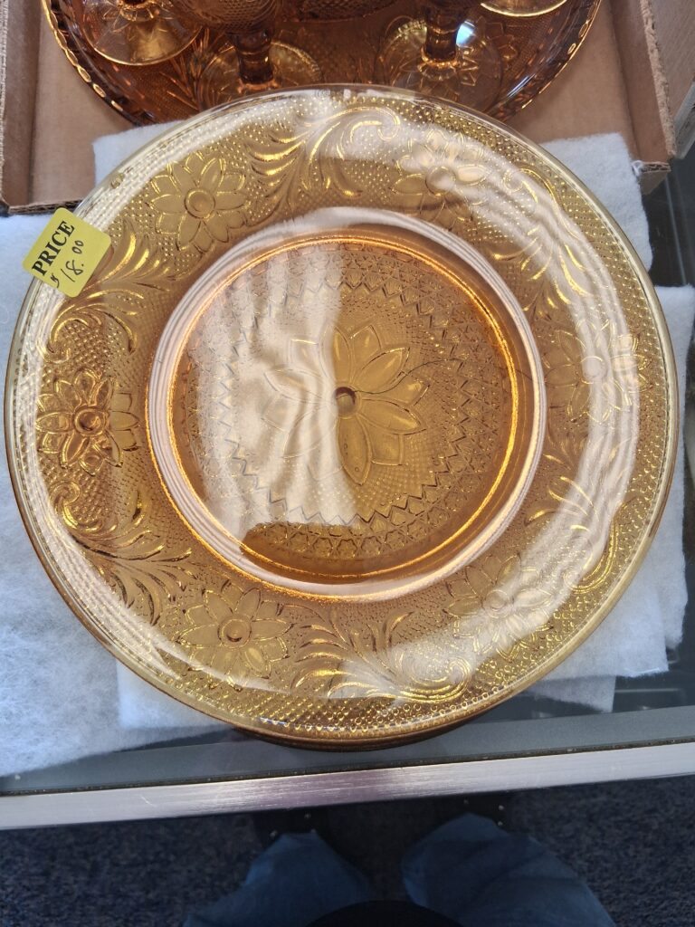 Tiara Exclusives Amber Dinner Plate