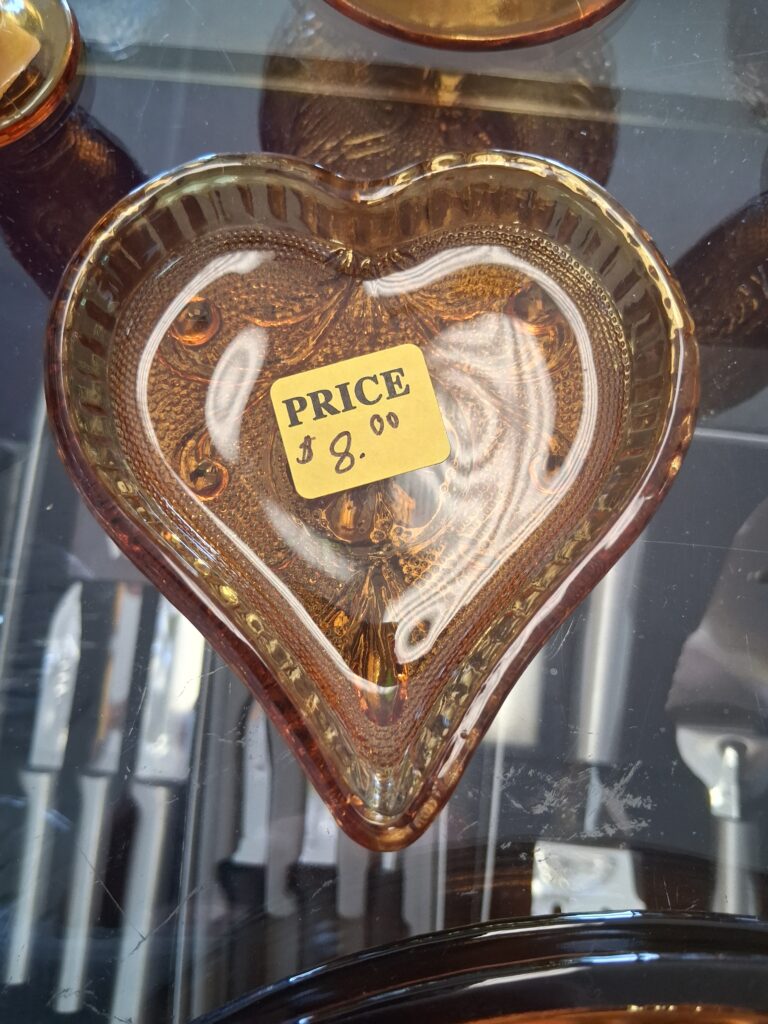 Tiara Exclusives Amber Ashtray