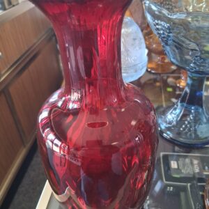 Tiara Exclusives Red Glass Vase
