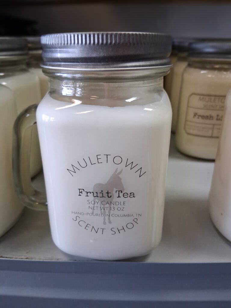 Muletown Scent Shop - Fruit Tea - 13 oz Candle