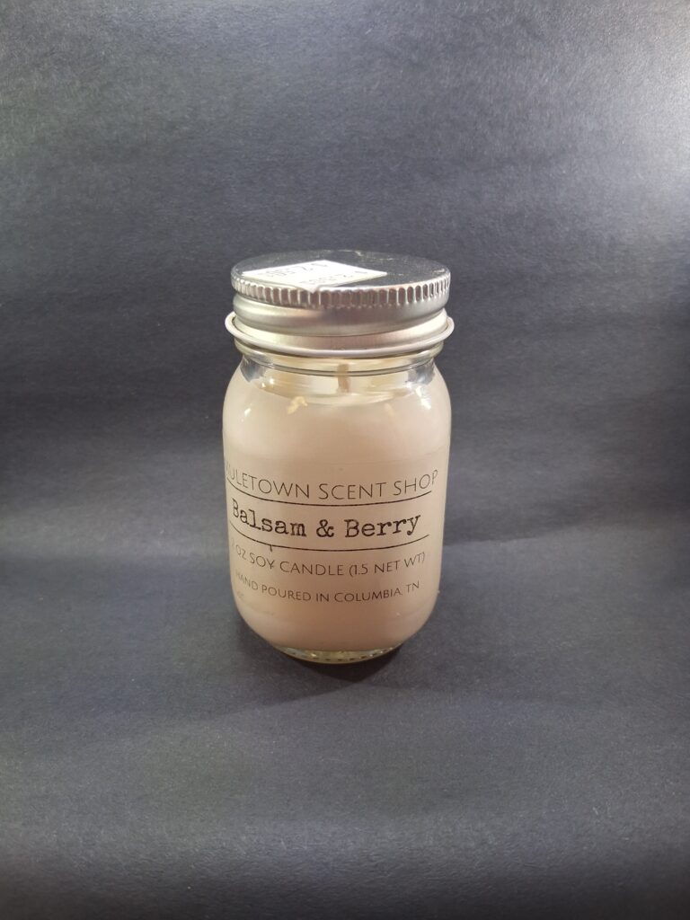Muletown Scent Shop - Balsam and Berry - 2 oz Candle