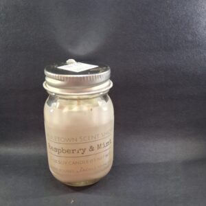 Muletown Scent Shop - Raspberry/Mint - 2 oz Candle