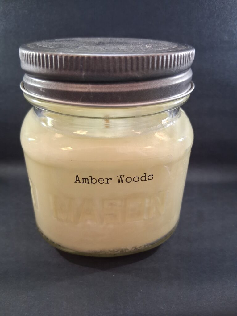 Muletown Scent Shop - Amber Woods - 8 oz Candle