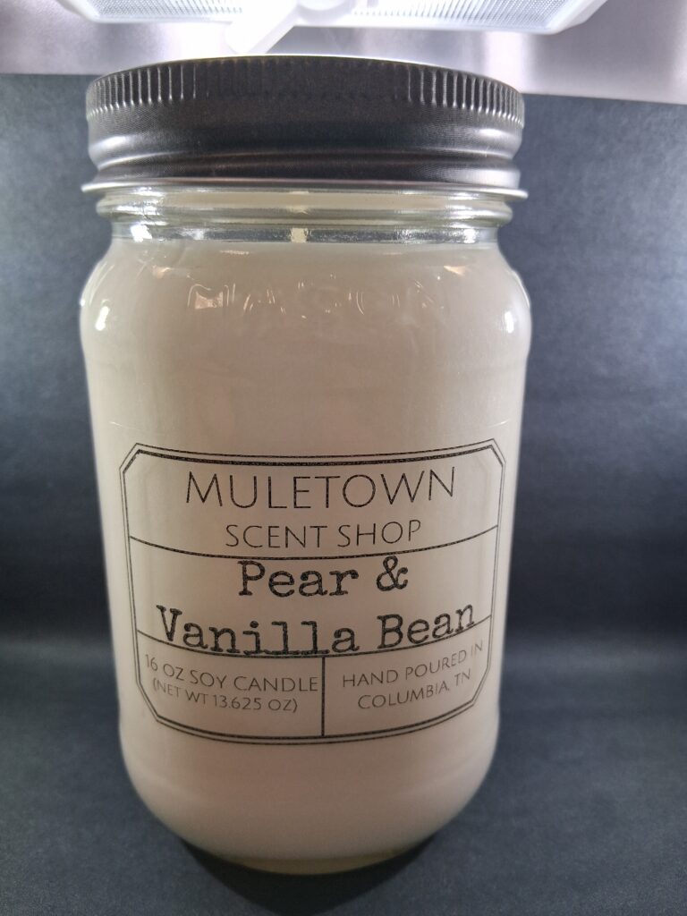 Muletown Scent Shop - Pear and Vanilla Bean - 16 oz Candle